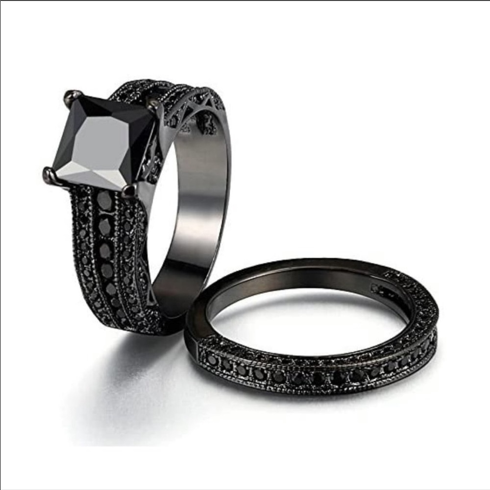 NEW PRINCESS CUT BLACK SAPPHIRE 925 SILVER RING - Picture 5 of 6